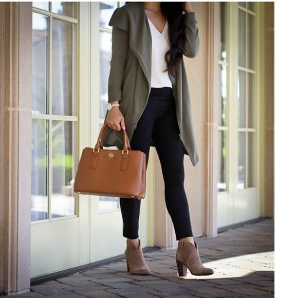 Vince Camuto Franell Leather Black Western Bootie Heel Boot - Picture 16 of 16